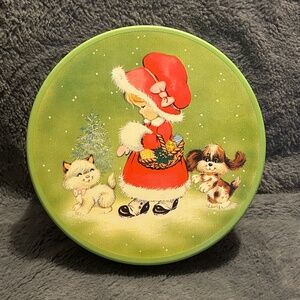 Vintage 1991 International Greetings Lime Green Christmas Winter Scene Tin